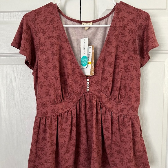 NWT MASON & BELLE Sanne Peplum Knit Top - Picture 2 of 5